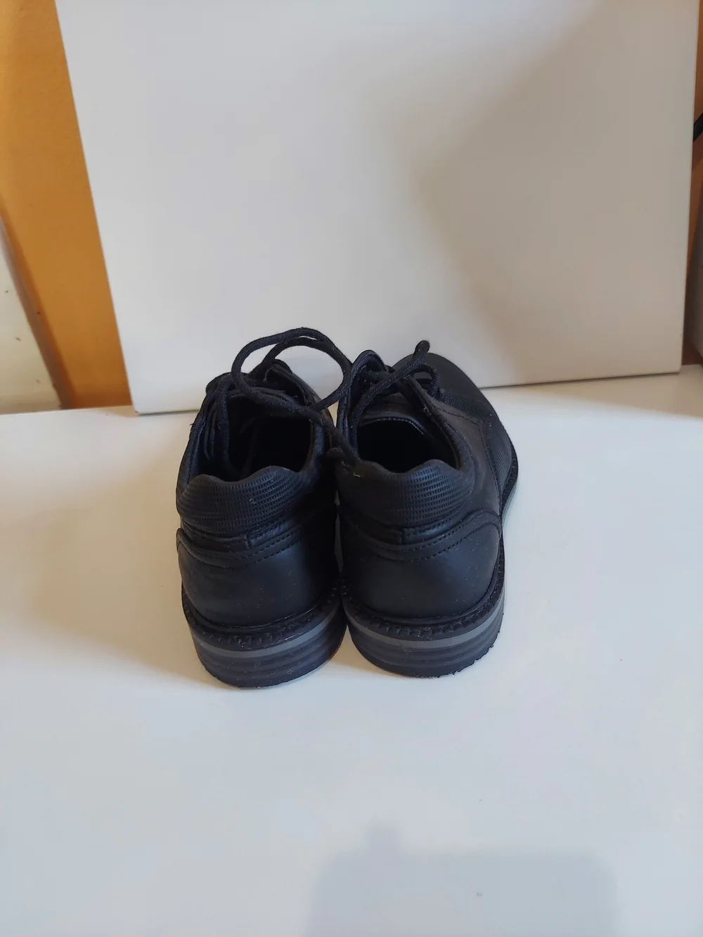 Men's Black Textured Derby Shoes
